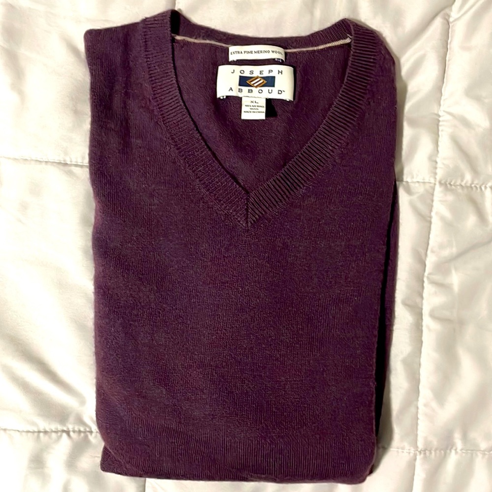 Joseph Abboud Men’s XL Merino Wool V-Neck Sweater - Burgundy NWOT